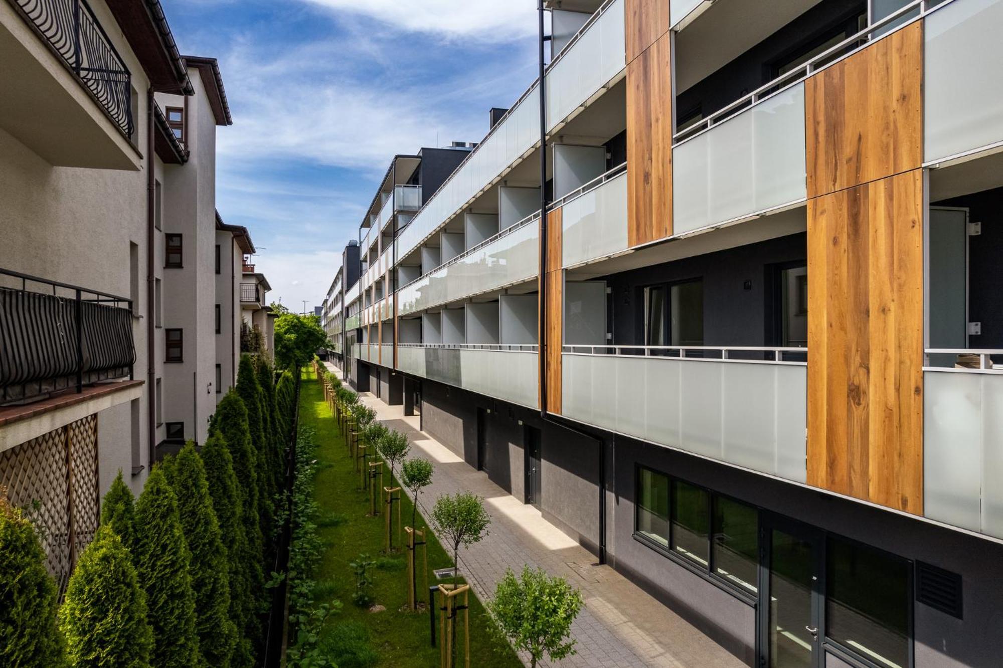 Rentplanet - Apartamenty Pileckiego Warsaw Exterior photo